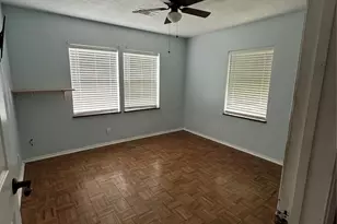 411 & 411 1/2 Humphrey Ave, Palacios, TX 77465 - Photo 14