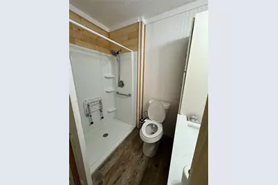 411 & 411 1/2 Humphrey Avenue, Palacios, TX 77465 - Photo 16