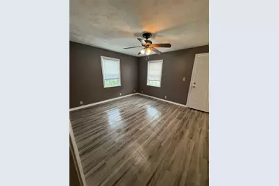 411 & 411 1/2 Humphrey Avenue, Palacios, TX 77465 - Photo 24
