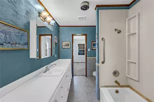 1115 W Canal Dr, Crystal Beach, TX 77650 - Photo 12