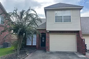 443 N Rivershire Dr, Conroe, TX 77304 - Photo 1