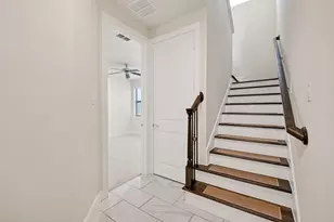 3413 Kensington Yellow Pl, Houston, TX 77008 - Photo 4