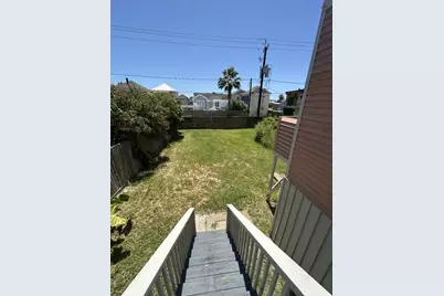 1319 Postoffice, Galveston, TX 77550 - Photo 20