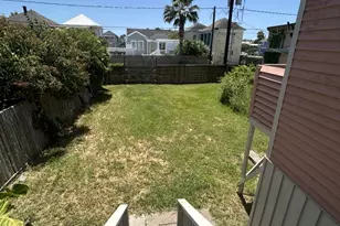 1319 Postoffice, Galveston, TX 77550 - Photo 20