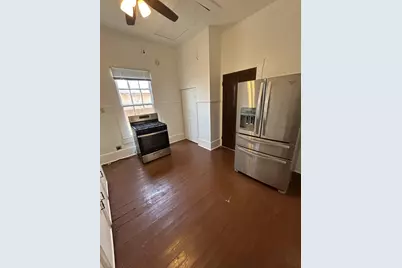 1319 Postoffice, Galveston, TX 77550 - Photo 16