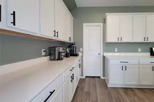 9319 Pavonia Fawn Dr, Baytown, TX 77521 - Photo 18