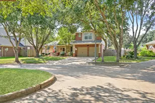 10407 Five Oaks Ct, Missouri City, TX 77459 - Photo 1
