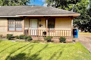 115 Avenue E, South Houston, TX 77587 - Photo 1