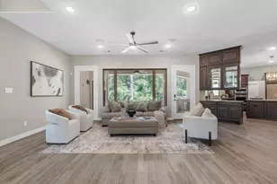 19332 Chateau Ridge Ct, Tomball, TX 77377 - Photo 6