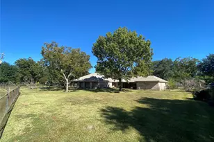 15102 Lakeview Dr, Jersey Village, TX 77040 - Photo 42