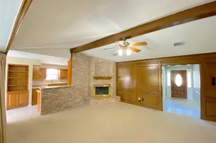 15102 Lakeview Dr, Jersey Village, TX 77040 - Photo 20