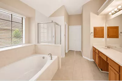 19002 Timber Way Drive, Humble, TX 77346 - Photo 12
