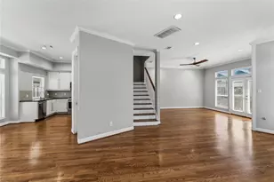 1332 Fairview Ave, Houston, TX 77006 - Photo 10