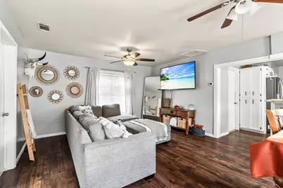 6940 Avenue K, Houston, TX 77011 - Photo 2