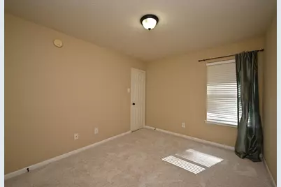 219 N Wimberly Way, The Woodlands, TX 77385 - Photo 16