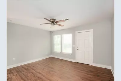 7815 Jester Street, Houston, TX 77051 - Photo 6