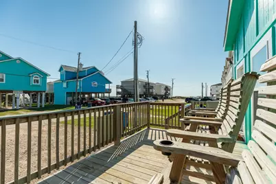 141 Howard Avenue, Surfside Beach, TX 77541 - Photo 6