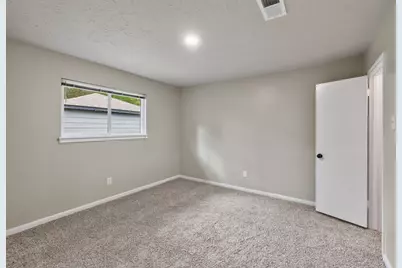 1915 Seven Oaks Drive, Kingwood, TX 77339 - Photo 26
