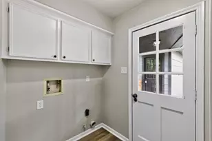 1915 7 Oaks Dr, Kingwood, TX 77339 - Photo 28