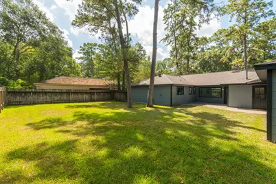 1915 Seven Oaks Drive, Kingwood, TX 77339 - Photo 30
