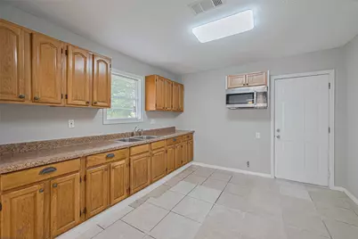 3024 Brackenridge Street, Houston, TX 77026 - Photo 8