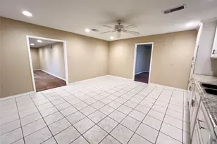 2814 12th Ave N, Texas City, TX 77590 - Photo 6