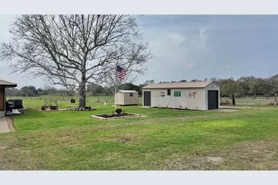6603 US Highway 90A W, Shiner, TX 77984 - Photo 26