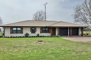 6603 US Hwy 90A W, Shiner, TX 77984 - Photo 1