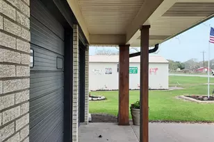 6603 US Hwy 90A W, Shiner, TX 77984 - Photo 2