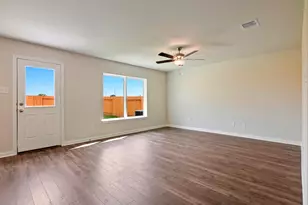 400 Mustang Trot Dr, Katy, TX 77493 - Photo 4