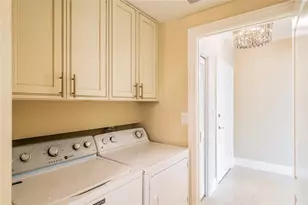 1111 Bering Dr, Houston, TX 77057 - Photo 14