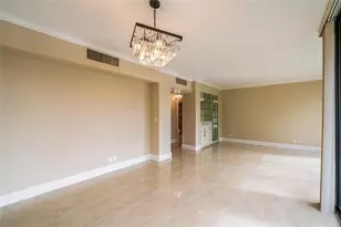 1111 Bering Dr, Houston, TX 77057 - Photo 4