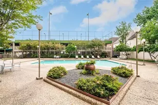 1111 Bering Dr, Houston, TX 77057 - Photo 18