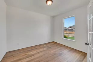 21915 Laurel Cherry Ct, Waller, TX 77484 - Photo 4
