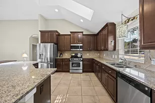 11302 Misty Willow Ln, Tomball, TX 77375 - Photo 8