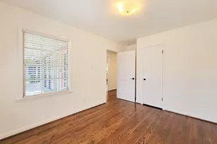 9506 Vogue Ln, Houston, TX 77080 - Photo 8