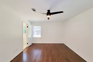 9506 Vogue Ln, Houston, TX 77080 - Photo 34