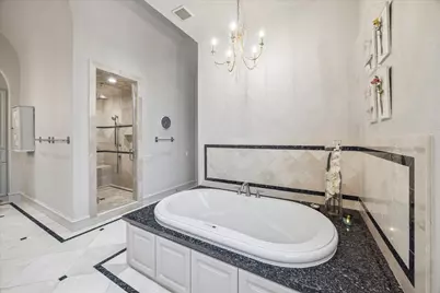 5303 Grand Lake Street, Bellaire, TX 77401 - Photo 32