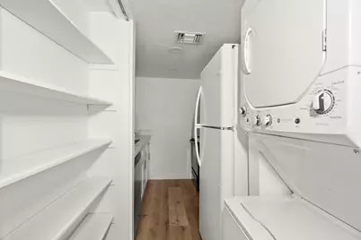 9009 Richmond Avenue #111, Houston, TX 77063 - Photo 18