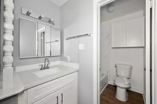9009 Richmond Ave, Houston, TX 77063 - Photo 16