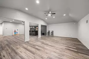 11956 White Oak Crossing, Conroe, TX 77385 - Photo 12