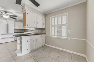4510 Creekbend Dr, Houston, TX 77035 - Photo 18