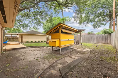 4510 Creekbend Drive, Houston, TX 77035 - Photo 38