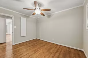 4510 Creekbend Dr, Houston, TX 77035 - Photo 26