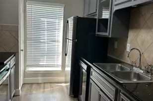 9707 Richmond Ave, Houston, TX 77042 - Photo 4