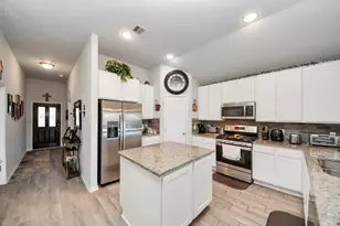 15527 Abbotshall Bnd Dr, Humble, TX 77346 - Photo 4