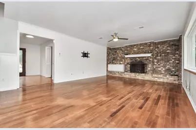 5807 Foresthaven Drive, Houston, TX 77066 - Photo 12