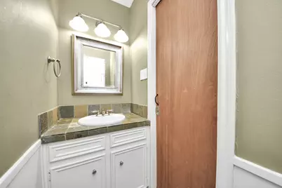 5807 Foresthaven Drive, Houston, TX 77066 - Photo 20
