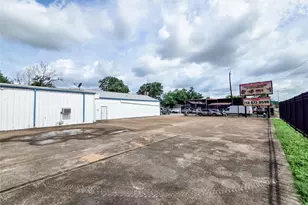 7528 Gainesville St, Houston, TX 77020 - Photo 32