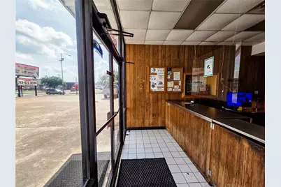 7528 Gainesville Street, Houston, TX 77020 - Photo 34